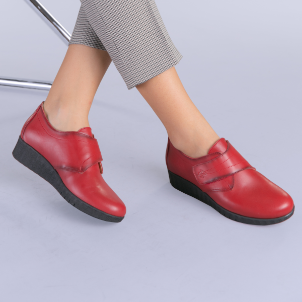 Δερμάτινα παπούτσια  Latina κόκκινα, 2 - Kalapod.gr